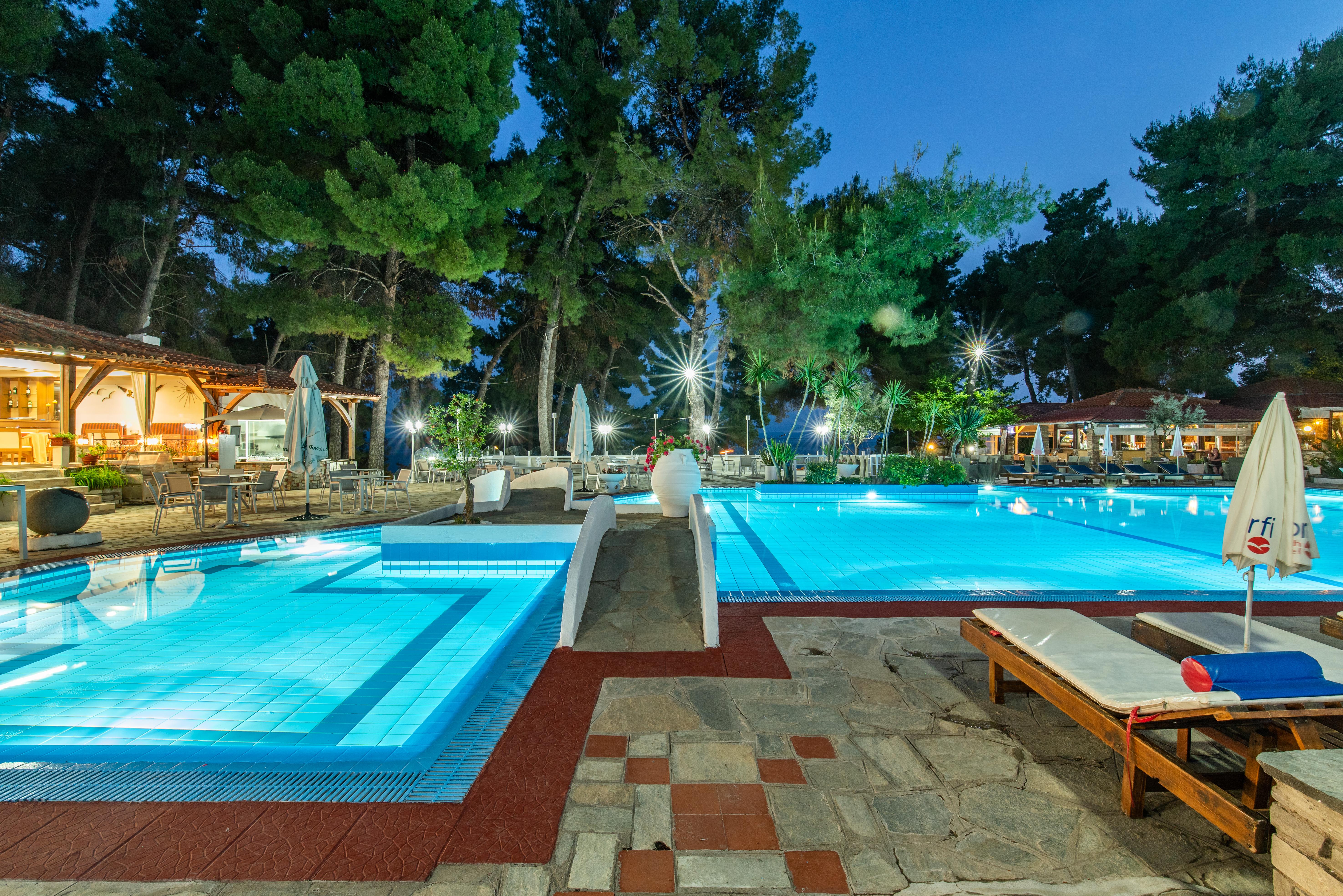 Porfi Beach Hotel Nikiti  Exterior photo