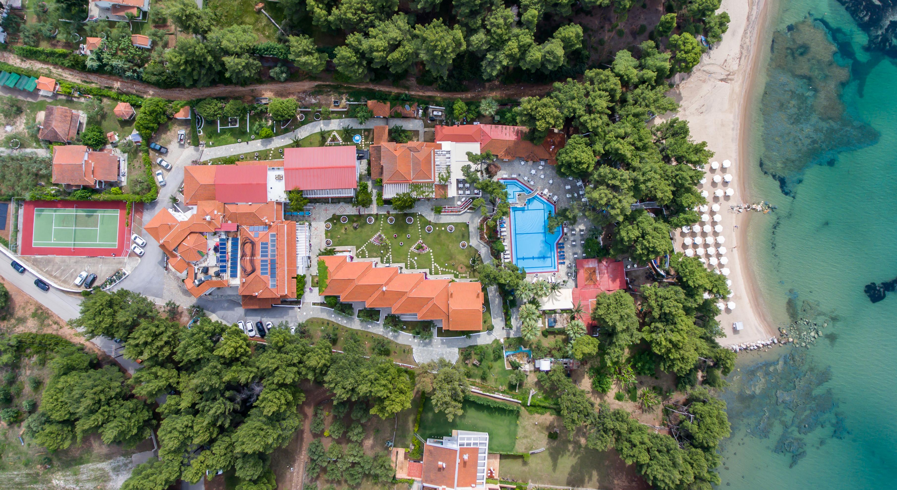 Porfi Beach Hotel Nikiti  Exterior photo